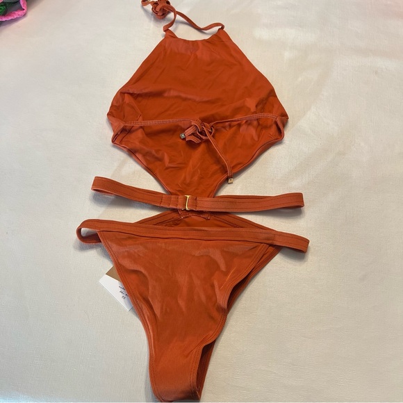 Monarch Reign Intrigue Bandage One Piece - Picture 3 of 4